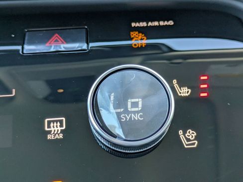 New 2026 INFINITI QX60 Luxe w/ Family Package image 25