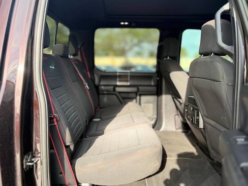 Used 2018 Ford F150 XLT w/ Equipment Group 302A Luxury image 19