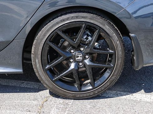 Used 2024 Honda Civic Sport image 11