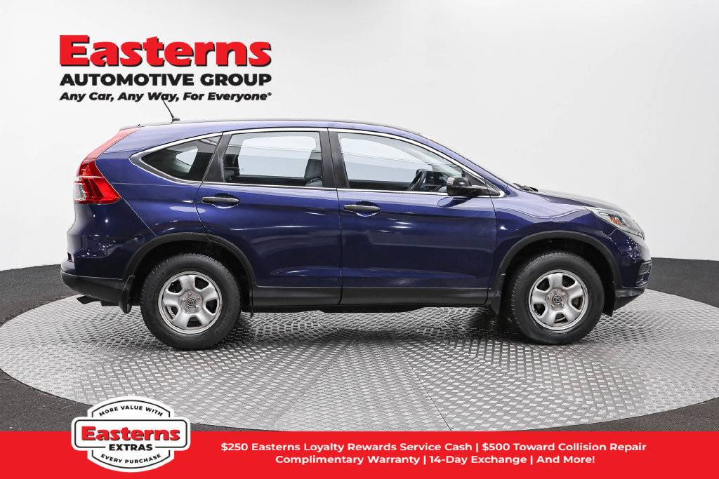 Used 2015 Honda CR-V LX image 5