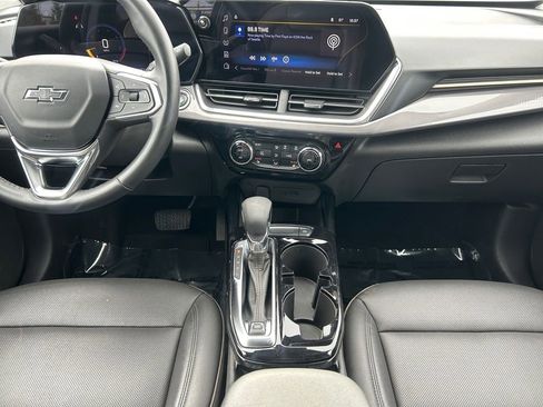Used 2024 Chevrolet Trax ACTIV w/ Driver Confidence Package image 12