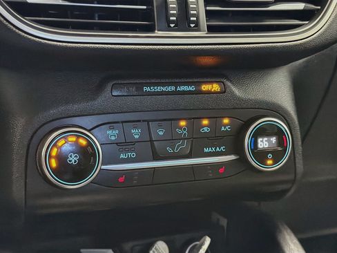 Used 2020 Ford Escape SE FWD image 9