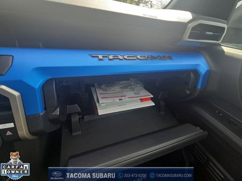 Used 2025 Toyota Tacoma TRD Off-Road AWD/4WD image 24