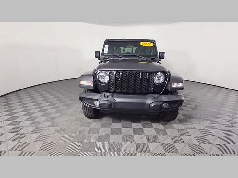Used 2022 Jeep Gladiator Sport AWD/4WD image 51