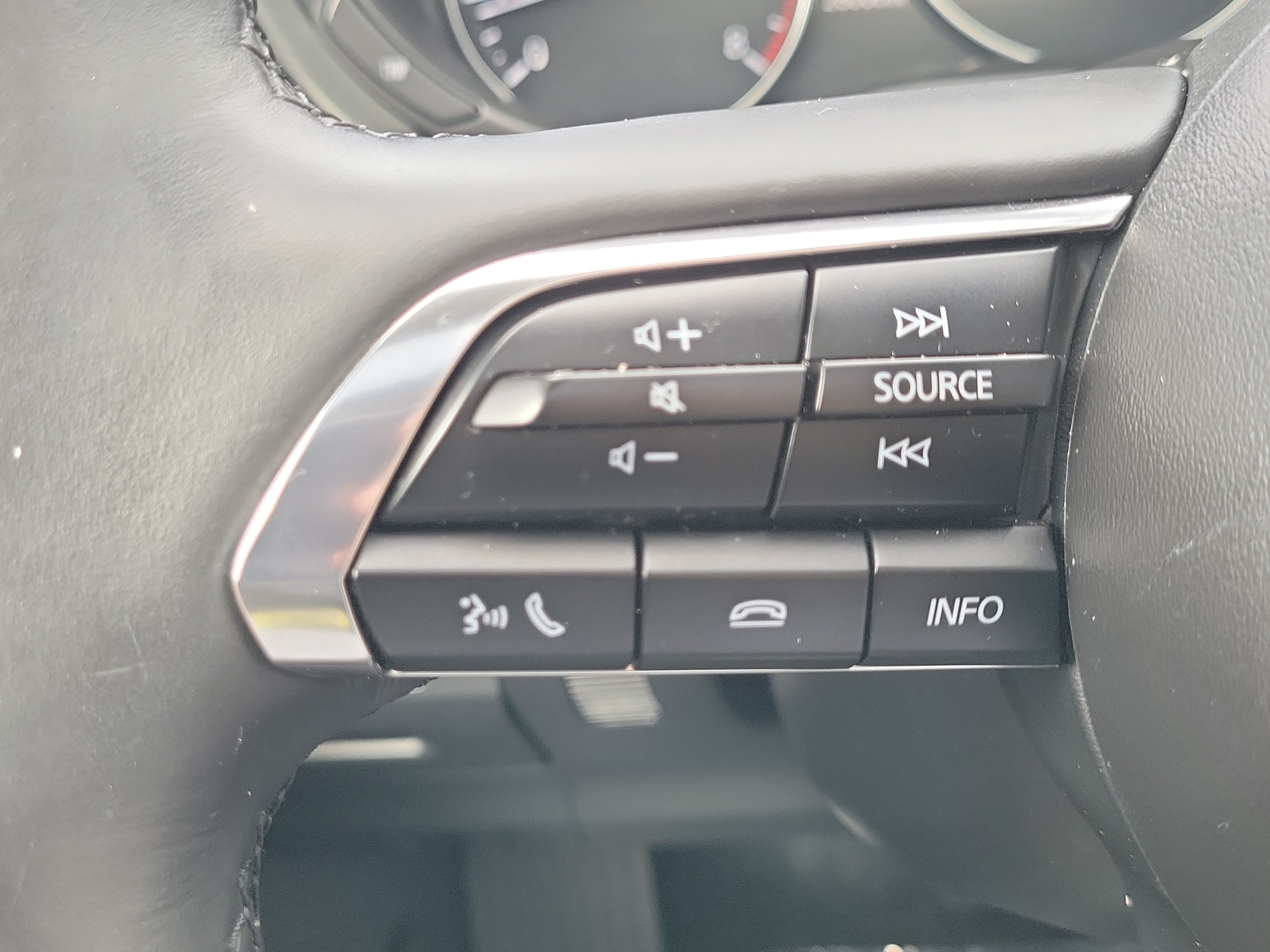 Used 2024 MAZDA CX-30 AWD 2.5 S w/ Preferred Package image 22