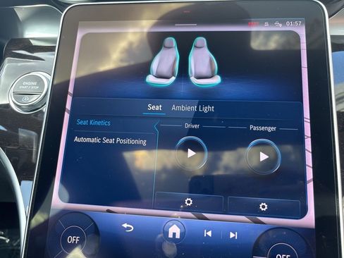 Used 2024 Mercedes-Benz C 300 C 300 image 33