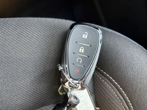 Used 2025 Chevrolet Blazer LT image 22