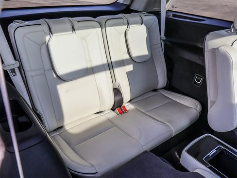 Used 2020 Lincoln Aviator Black Label w/ Dynamic Handling Package image 27