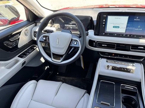 New 2026 Lincoln Aviator Reserve AWD/4WD image 14