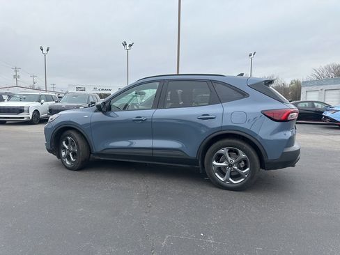 Used 2025 Ford Escape ST-Line image 9