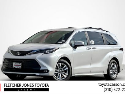 New 2025 Toyota Sienna XLE