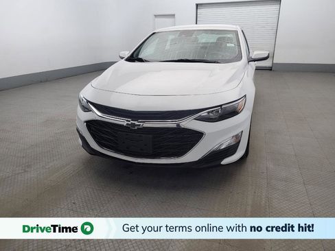 Used 2025 Chevrolet Malibu RS image 1