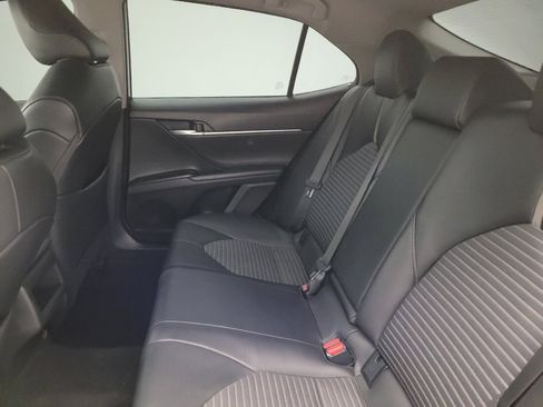 Used 2023 Toyota Camry SE w/ Convenience Package image 18