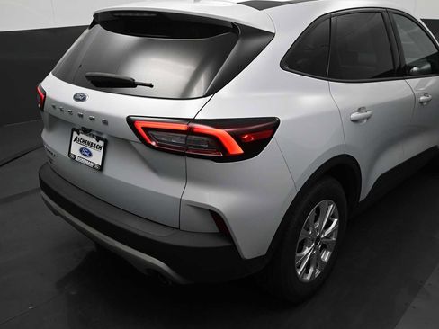 Certified 2025 Ford Escape Active w/ Cold Weather Package FWD image 13