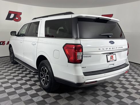 Used 2023 Ford Expedition Max XLT image 4