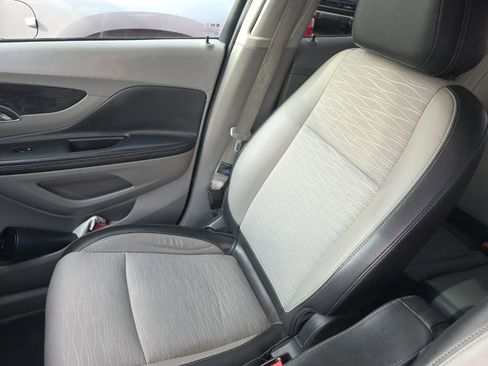 Used 2016 Buick Encore FWD image 12