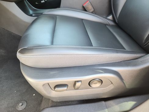 Used 2024 Buick Envision Preferred AWD/4WD image 10