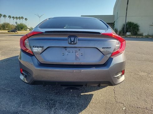 Used 2019 Honda Civic Sport image 6