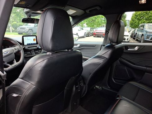 Used 2025 Ford Escape ST-Line AWD/4WD image 21