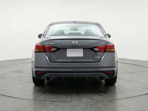 Used 2025 Nissan Altima 2.5 SV image 7
