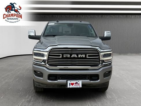 Used 2024 RAM 2500 Laramie AWD/4WD image 8
