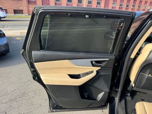 Used 2023 Acura MDX SH-AWD w/ Technology Package image 20