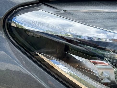 Used 2016 BMW 750i xDrive AWD/4WD image 17