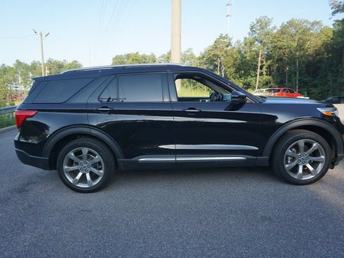 Used 2020 Ford Explorer Platinum w/ Premium Technology Package AWD/4WD image 26