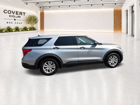 Used 2021 Ford Explorer 2WD image 10