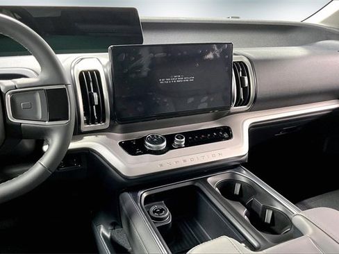 New 2026 Ford Expedition Max Active image 6