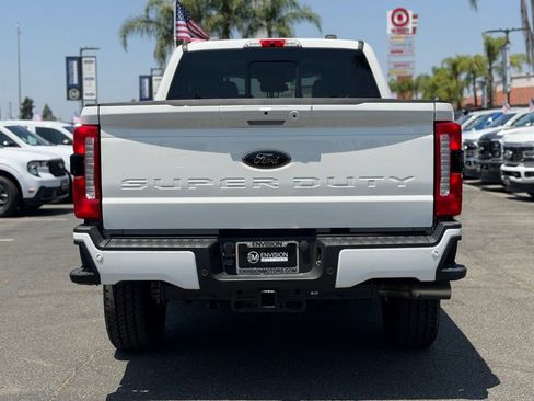 New 2026 Ford F250 Lariat w/ Black Appearance Package AWD/4WD image 12