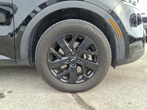 Used 2023 Kia Sorento S w/ Panoramic Sunroof Package image 9