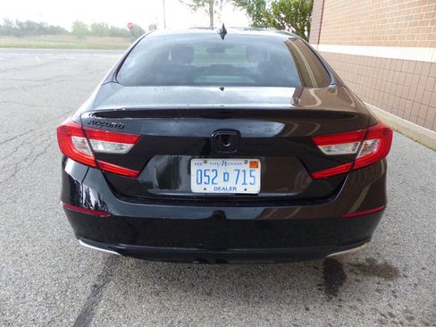 Used 2020 Honda Accord LX image 8