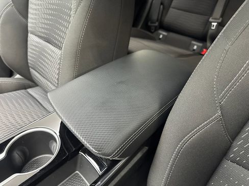 Used 2025 Chevrolet Equinox LT FWD image 68