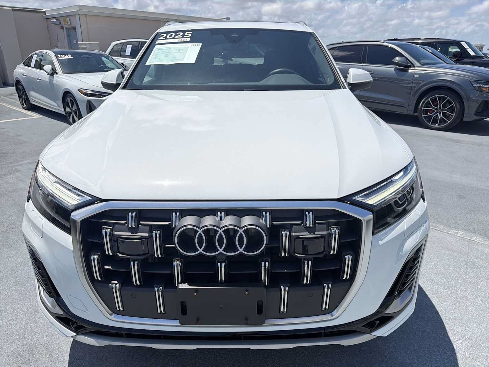 Certified 2025 Audi Q7 3.0T Premium Plus w/ Premium Plus Package AWD/4WD image 9