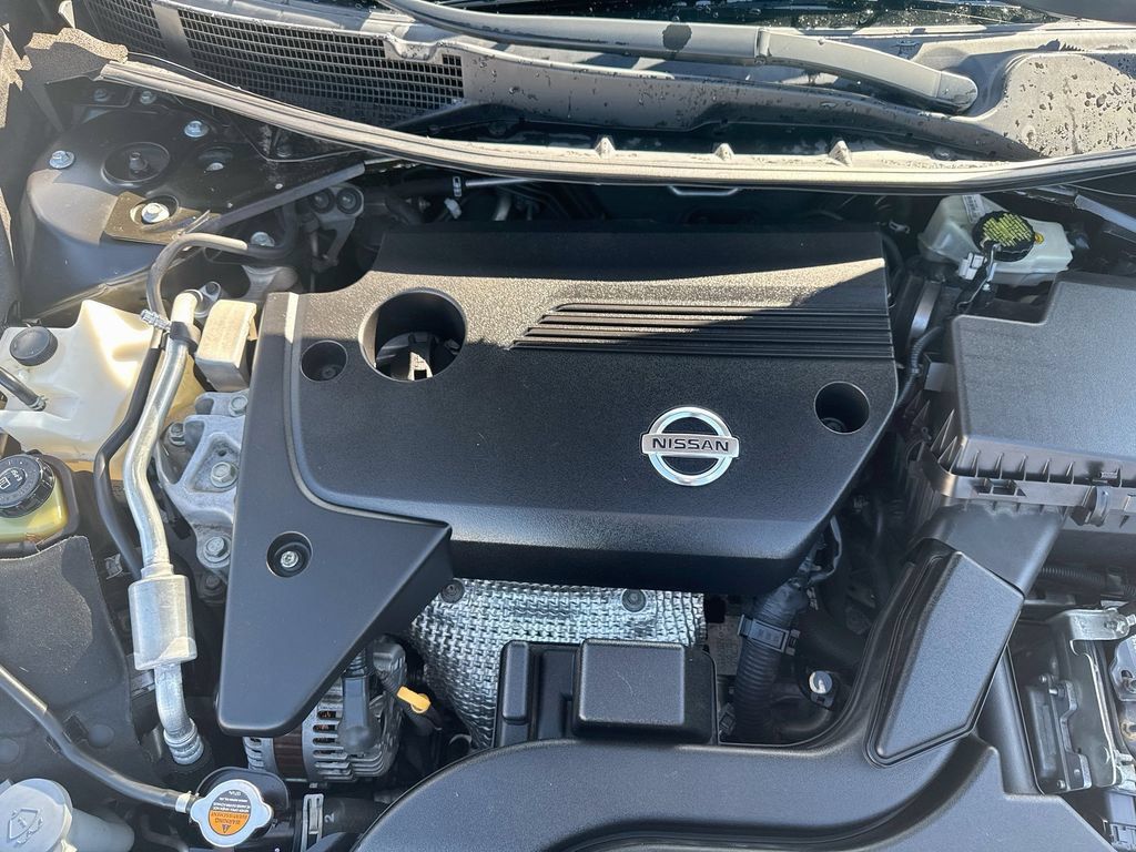 Used 2014 Nissan Altima 2.5 SL w/ Technology Package FWD image 30