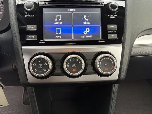 Used 2015 Subaru Crosstrek 2.0i Premium AWD/4WD image 21