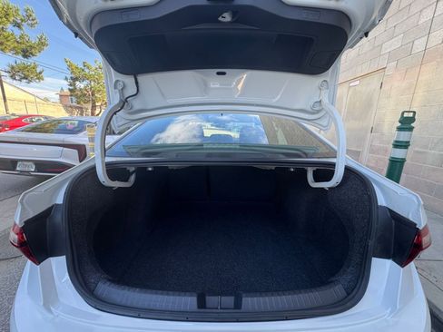 Used 2025 Volkswagen Jetta Sport image 29