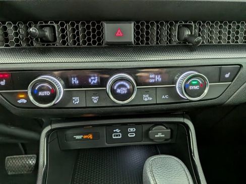 Used 2023 Honda CR-V EX image 21