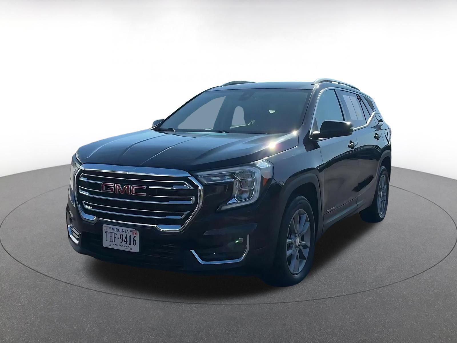 Used 2024 GMC Terrain SLT AWD/4WD image 6