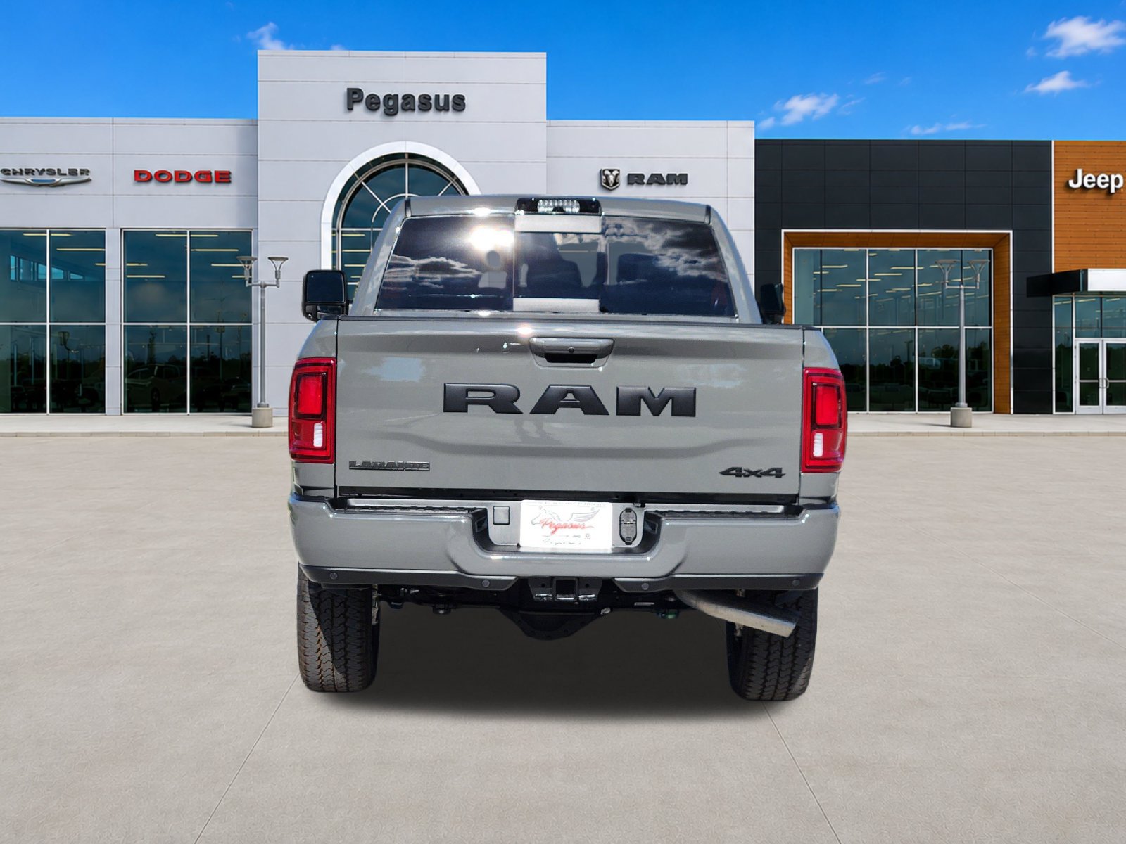 New 2027 RAM 2500 Laramie w/ Night Edition AWD/4WD image 8