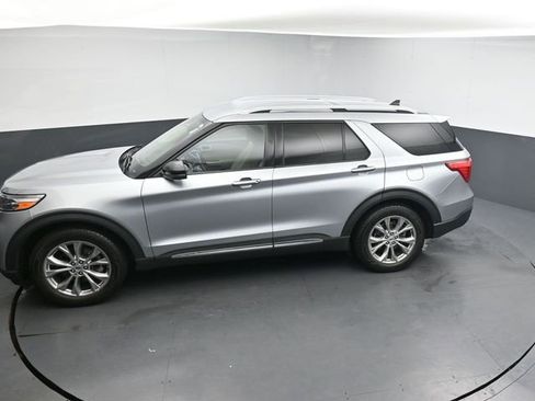 Used 2023 Ford Explorer Limited w/ Equipment Group 301A RWD image 22