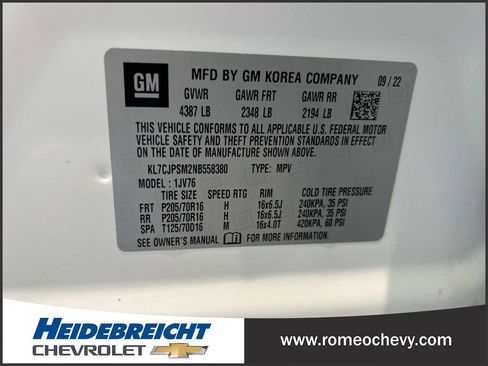 Used 2022 Chevrolet Trax LT w/ LT Convenience Package image 7