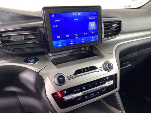 Used 2021 Ford Explorer XLT w/ Class III Trailer Tow Package image 28