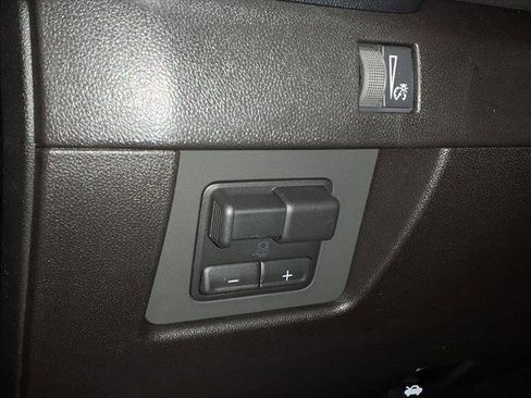 New 2026 GMC Canyon Elevation w/ Convenience Package image 14