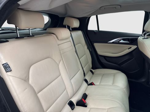 Used 2017 INFINITI QX30 Premium w/ Navigation Package FWD image 45