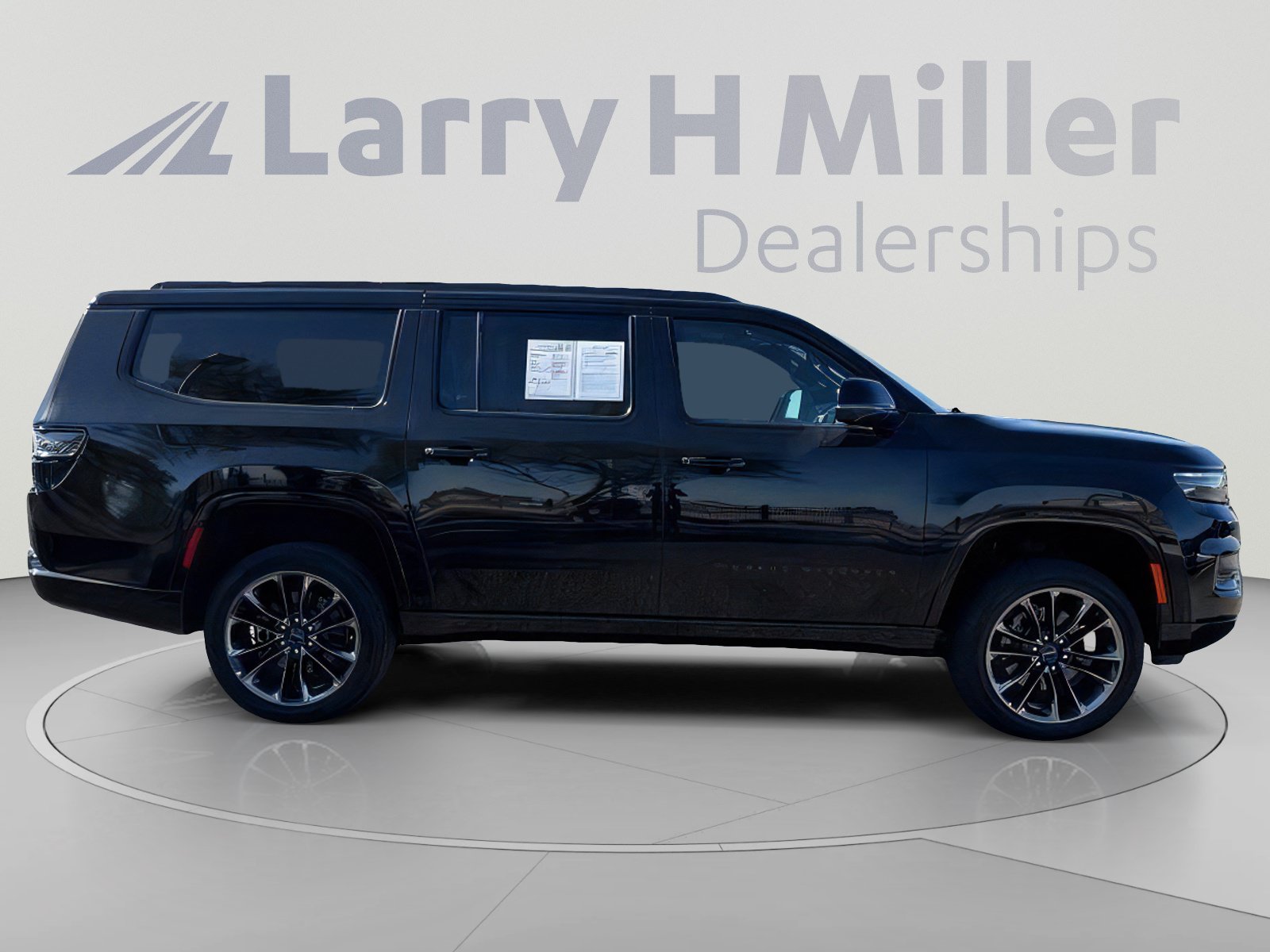 Used 2024 Jeep Grand Wagoneer L Series II w/ Quick Order Packagew 28T AWD/4WD image 7