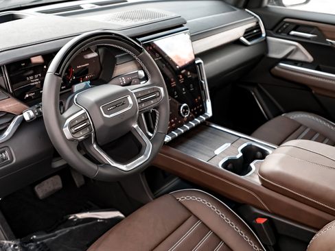 New 2026 GMC Acadia Denali Ultimate image 8