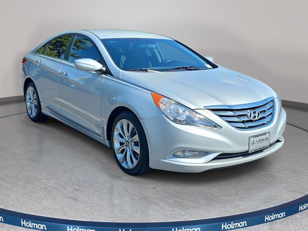Used 2011 Hyundai Sonata SE FWD image 4