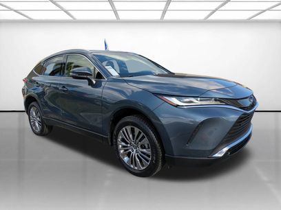 Used 2022 Toyota Venza XLE